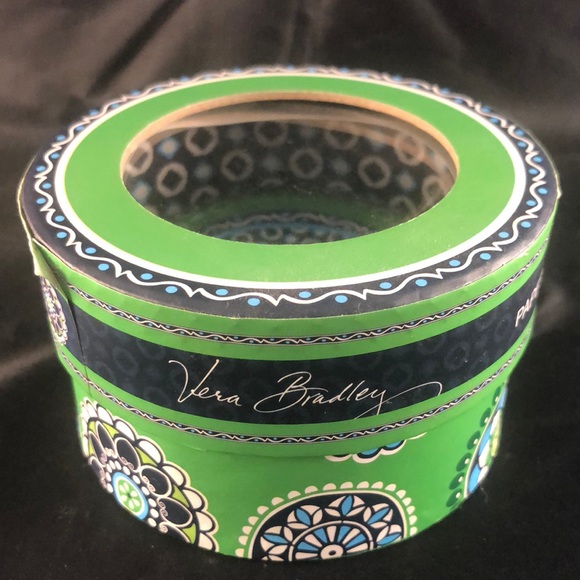 Vintage Very Bradley Retired Green Cupcakes Paperweight - Picture 2 of 8